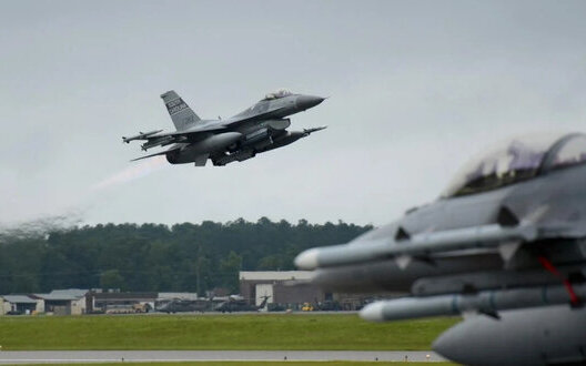        F-16  , - 