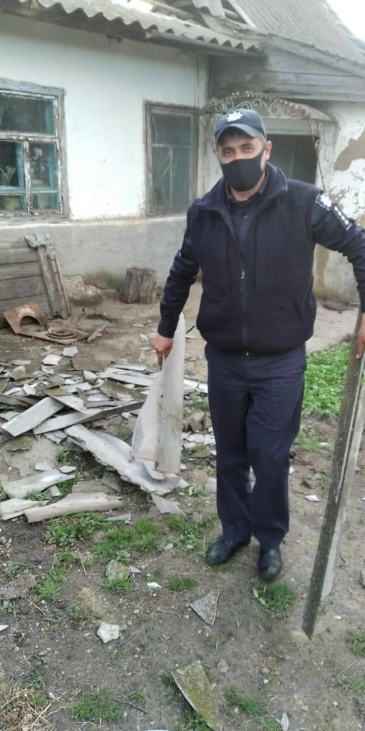 Одним із сіл Херсонщини пройшов торнадо, пошкоджено паркани й дахи будинків, ніхто не постраждав, - поліція 04