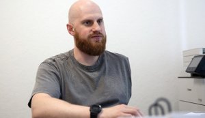 "Ти втрачаєш сенс після війни. Після усього того, що було на фронті, піцу розвозити?" - Герой України, ветеран Дмитро Фінашин