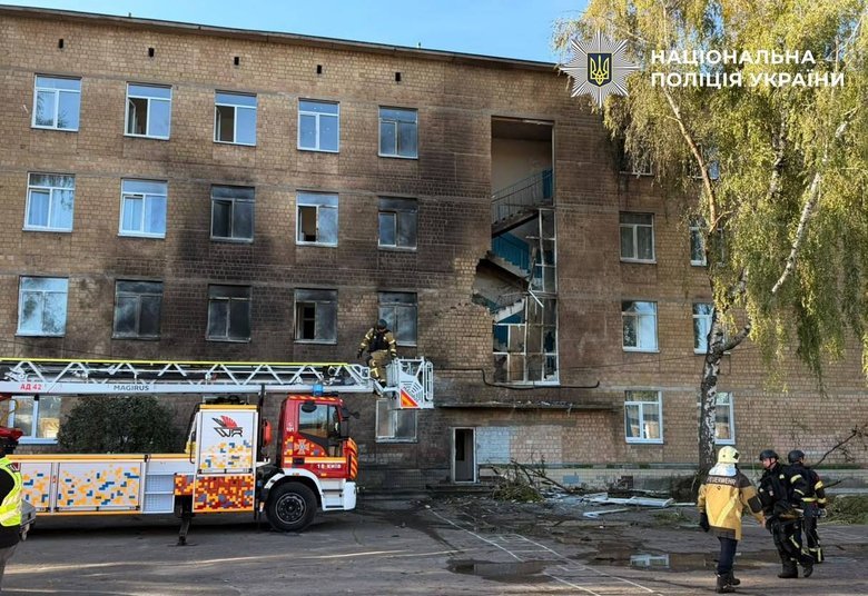 Удар по школі в Солом'янському районі Києва: що відомо?