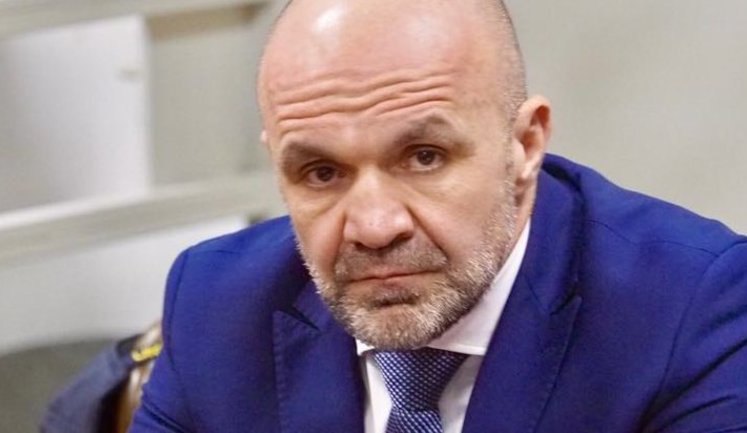 Российские военные эвакуировали членов хоккейного клуба, созданного Мангером. ВИДЕО