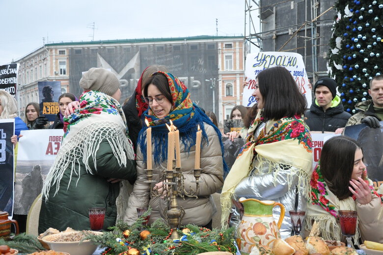 Action AZOV Regiment: Christmas in captivity took place in center of Kyiv 29