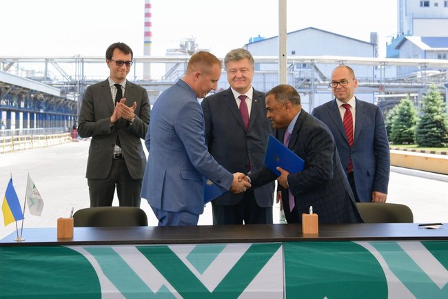 В крупнейшем морском порту Украины открыли новый зерновой терминал 02