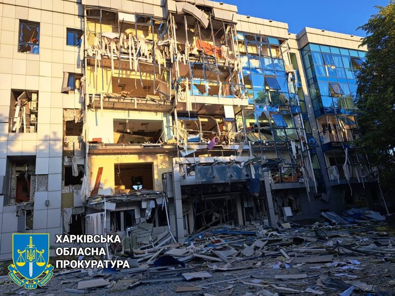 Росіяни обстріляли офіс Швейцарського фонду протимінної діяльності