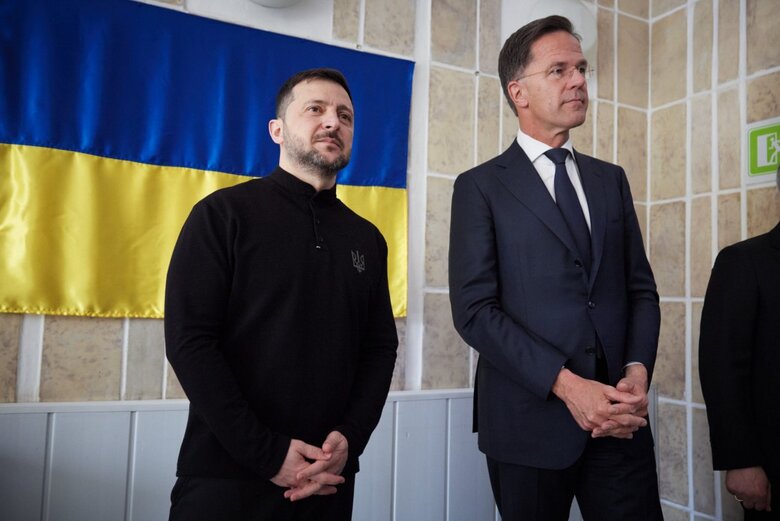 Зеленський і Рютте відвідали поранених воїнів в Одесі