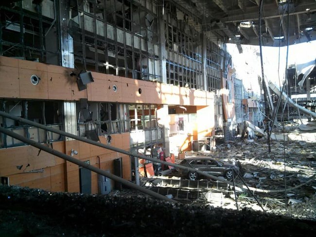 На згадку про загиблих у ДАПі воїнів обіцяю стояти в Раді до кінця, - кіборг Костенко (Гром) 02