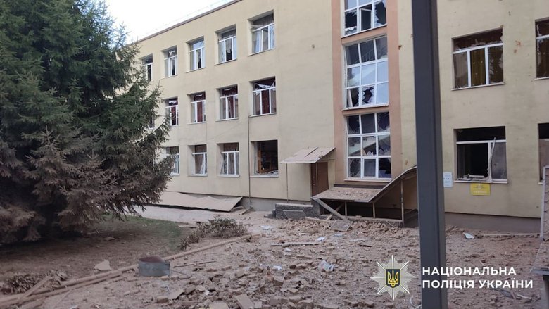 Чотири російські КАБи вдарили по центру Сум: серед поранених троє дітей