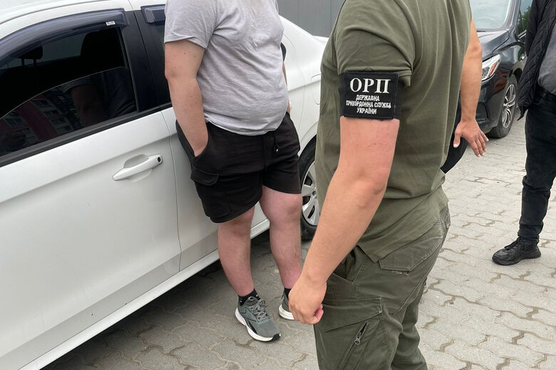 Organizer of illegal border escape detained in Lviv region