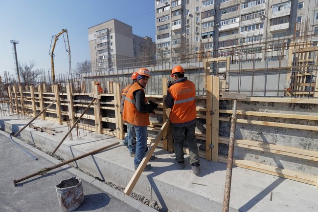 Філатов: Міська влада реконструює стадіон ім. Петра Лайка фактично з нуля 02