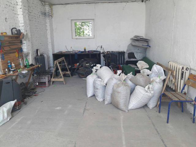 500 кг бурштину вилучили на Рівненщині 01