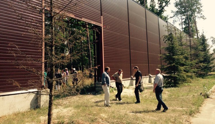 Activists demolished huge fence worth 6 million hryvnias around communist Kaletnik’s land plot. PHOTOS