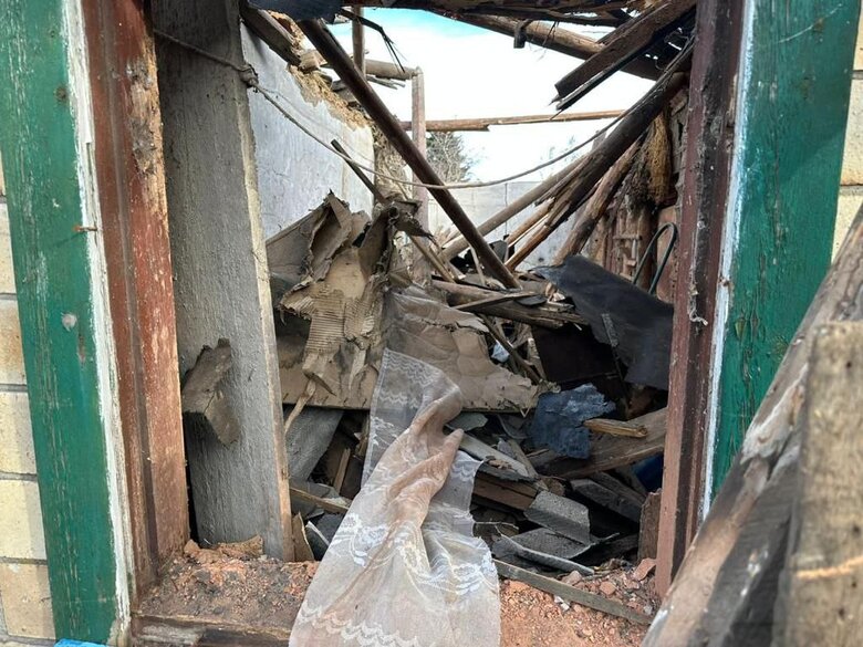 Окупанти обстріляли 5 населених пунктів Донецької області, пошкоджені житлові будинки, цех, ЛЕП 09