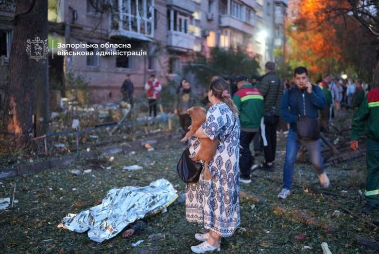 Росіяни атакували Запоріжжя КАБом: загинув чоловік, є поранені