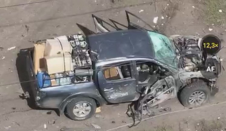 Автомобиль с военкором "5 канала" подорвался на российской мине под Покровском: медийщики получили контузии. ФОТО