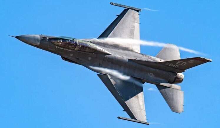 Россияне соврали, что сбили F-16. К нам прилетели новые, - Зеленский