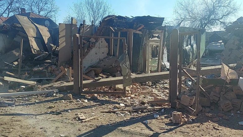 Місто, яке мужньо стримує натиск ворога, - наслідки ворожих обстрілів Чернігова 04