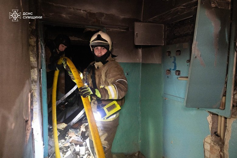 Russians attacked Okhtyrka with drones: fire in a high-rise building, seven injured