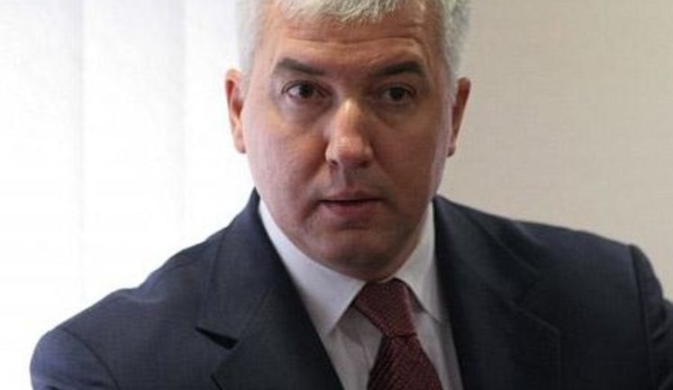 Новый глава Минобороны: что ждет умирающую армию?