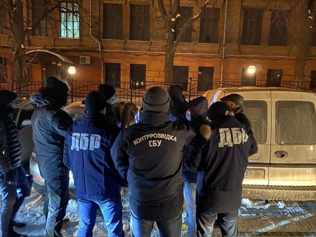Руководитель управления Государственной налоговой службы на Полтавщине задержан при получении взятки, - СБУ 01