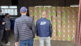 Контрабандні сигарети на $600 тис. виявили на Волинській митниці, їх завезли з Білорусі під виглядом плитки, - ДБР. ФОТО