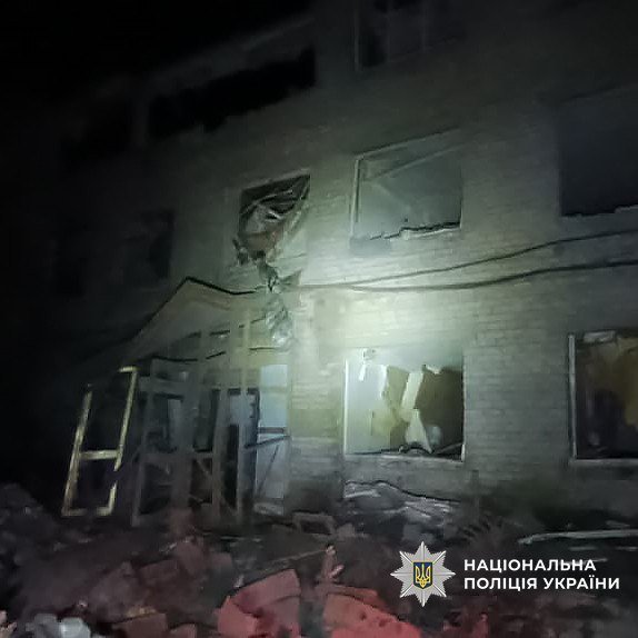 Російські атаки БпЛА та КАБ-250 пошкодили будинки та інфраструктуру на Донеччині