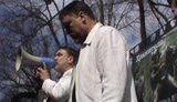 Братья Капрановы-милиции: Вы знаете украинский язык и охраняете жирных ублюдков, которые украинский язык не любят. ВИДЕО.