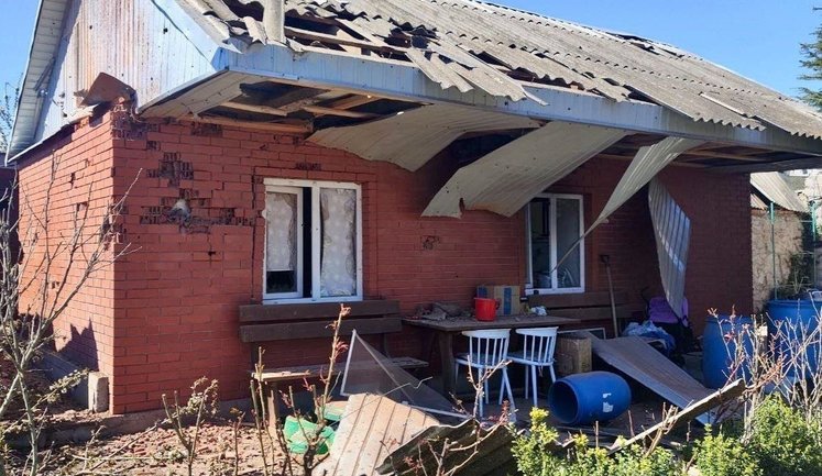 Пострадали полуторагодовалый ребенок и двое мужчин: РФ нанесла удар по Никополю из артиллерии