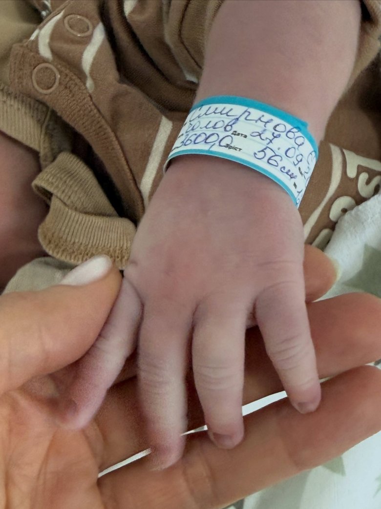 Soldier Eva Smirnova has given birth to a son