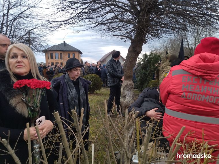 З легендарним комбатом Дмитром Коцюбайлом (Да Вінчі) попрощалися на Івано-Франківщині 07