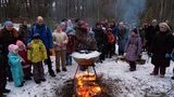 Православні скаути: в Чернігові під виглядом табору при церкві УПЦ МП дітям вселяють ідеї "русского мира" і любов до "Росії-матінки". ФОТО