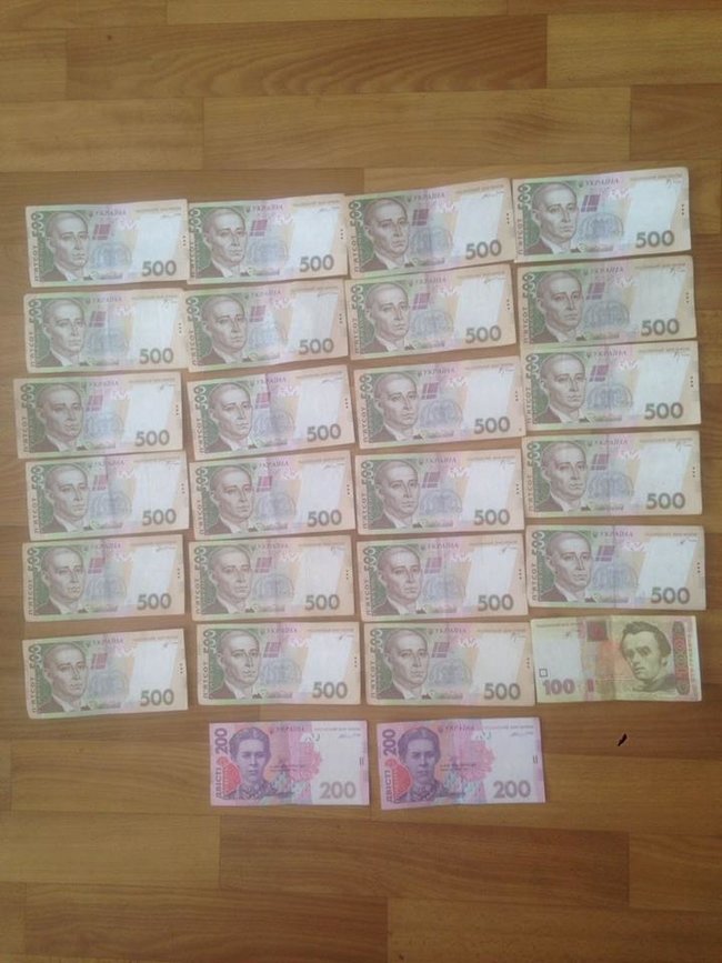 Заступника директора ВПУ затримано на Сумщині під час одержання 12 тис. грн хабара, - прокуратура 02 Заступника директора ВПУ затримано на Сумщині під час одержання 12 тис. грн хабара, - прокуратура 02