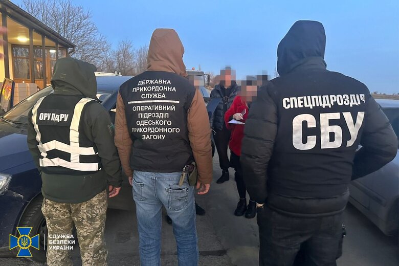 СБУ ликвидировала четыре канала побега уклонистов за границу 10