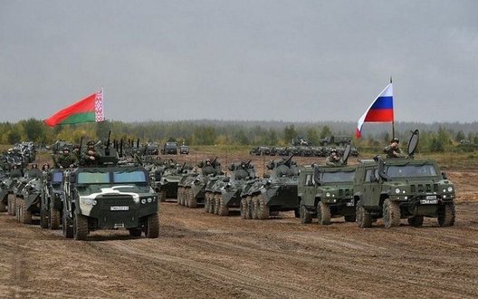 РФ може вдарити з Білорусі по трасі Київ–Чоп, якою йде допомога Україні