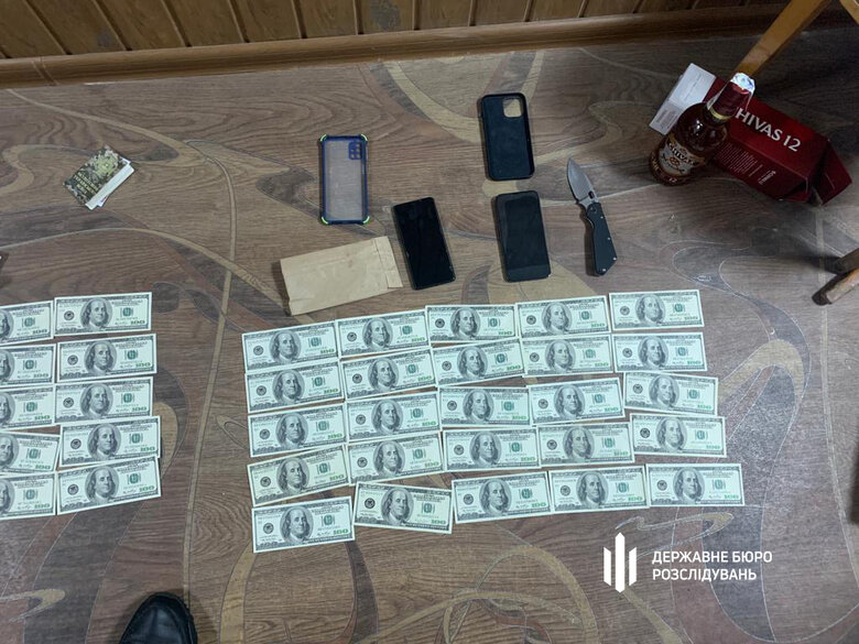 Заместитель начальника Центральной военно-врачебной комиссии за $5 тыс. обещал предоставить справку о непригодности к военной службе, - ГБР 05