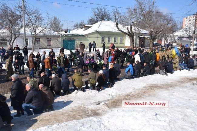 Farewell ceremony for military pilot Voloshyn held in Mykolaiv 10