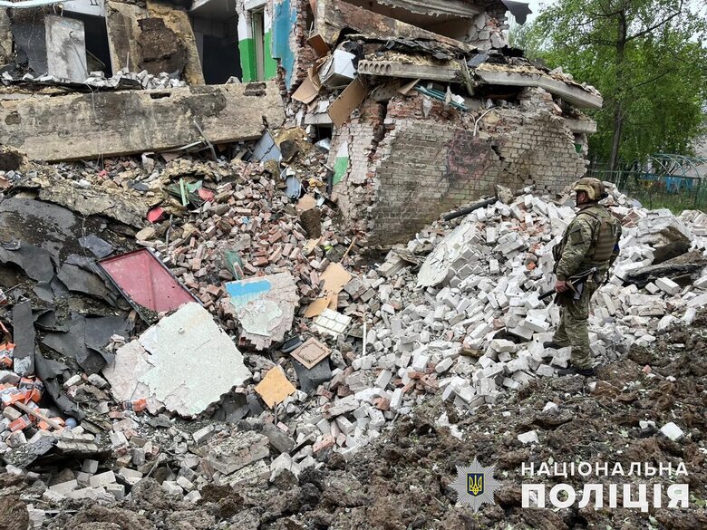 Наслідки ворожих обстрілів Донеччини: під вогнем опинилися 9 населених пунктів 03