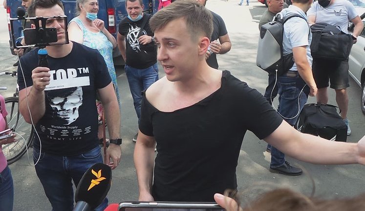 Нардеп "Голосу" Лозинський про затримання на акції в підтримку Стерненка: "Беркут" зразка 2013 року повернувся. В автозаки пакують без розбору". ВІДЕО+ФОТОрепортаж