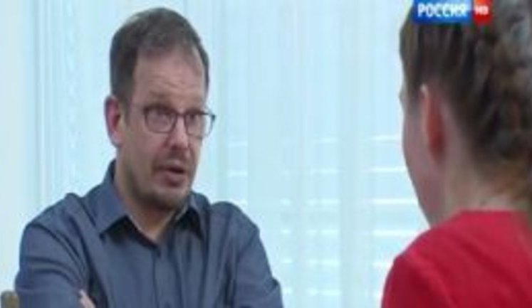 "Ви що, дурна?", - німецький журналіст виставив за двері російських пропагандистів під час інтерв'ю. ВІДЕО