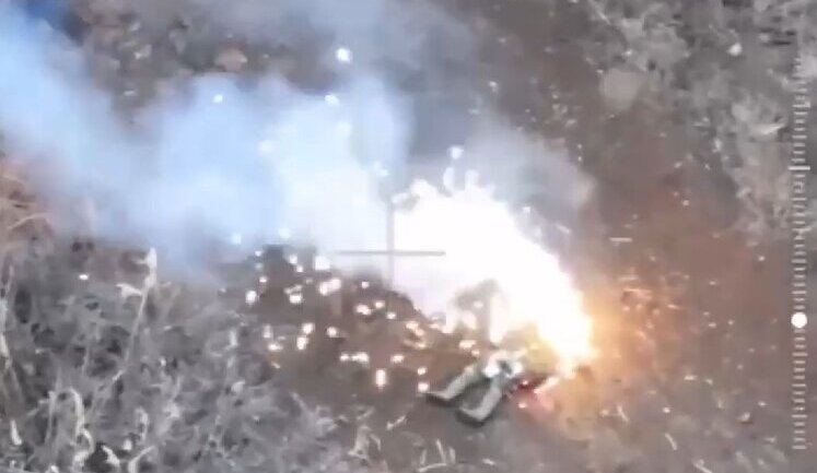 "New Year’s" fireworks burst from body of occupier after drone attack. VIDEO