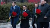 Зеленський з нагоди Дня Соборності поклав квіти до пам