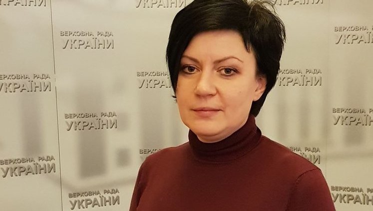 Мій чоловік загинув під Іловайськом не для того, щоб я амністувала його вбивць, - нардепка від СН Вагнер про те, чому не підтримала закон про спецстатус Донбасу