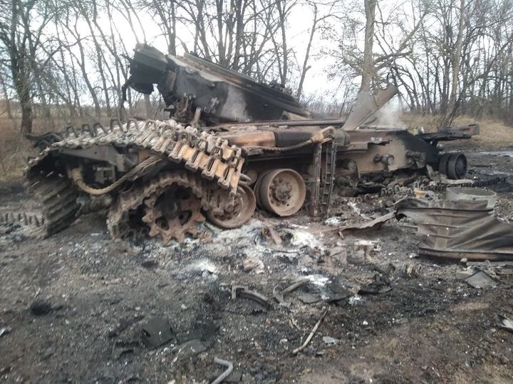 Російський танк на Чернігівщині знищили завдяки чат-боту 01