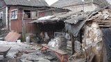 Террористы обстреляли Троицкое, повреждены жилые дома и опора ЛЭП, - полиция. ФОТОрепортаж