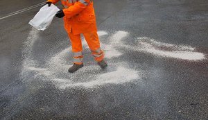 Комунальники Львова закупили технічну сіль в 2-3 рази дорожче від інших міст, ‒ "Наші гроші"