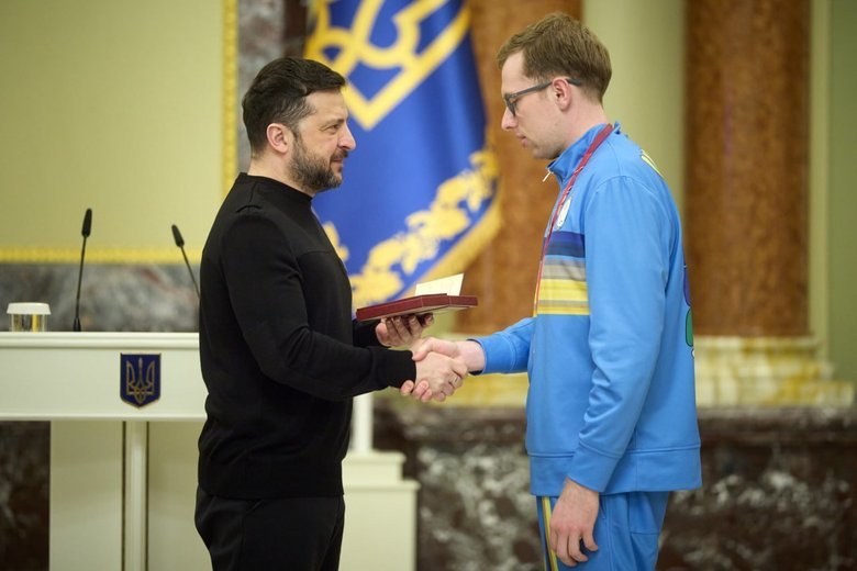 Зеленський зустрівся із українськими паралімпійцями