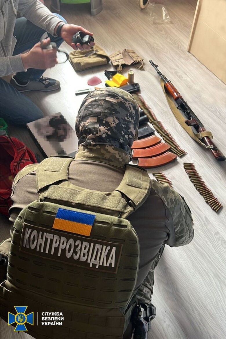Там Искандера хватит, чтобы накрыло всех: Агенты ФСБ РФ готовили серию терактов на Запорожье, - перехват СБУ 01