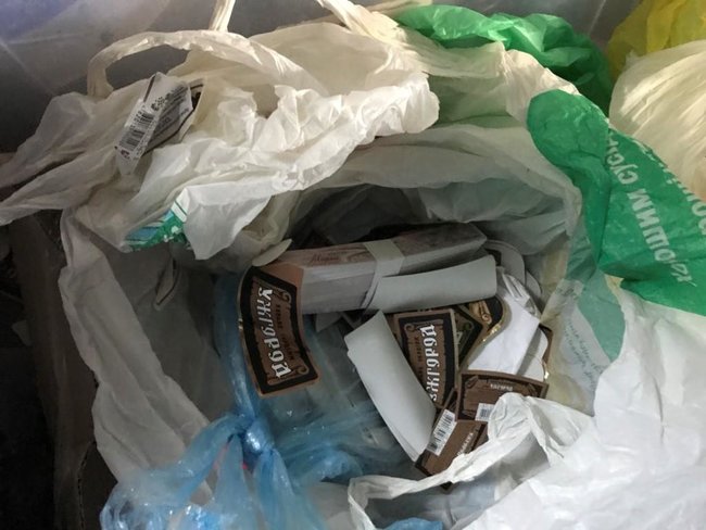 В Ужгороде ликвидирован подпольный цех по подделке коньяка и водки, изъято подакцизной продукции на 700 тыс. грн 05