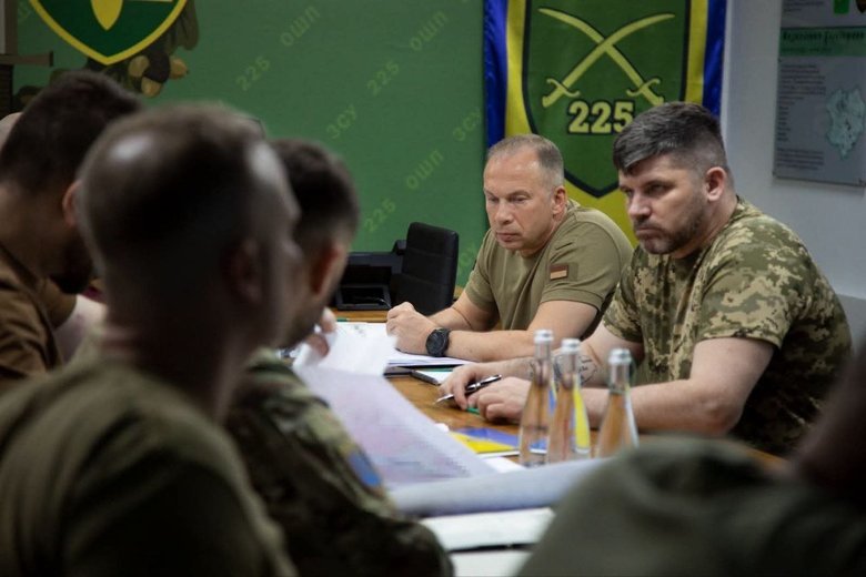 Сирський перевірив бойові бригади на Олександрівському напрямку