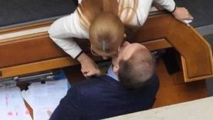 Тимошенко хотела запретить мне говорить о ее сотрудничестве с Медведчуком, но потерпела фиаско, - член Набсовета "Укрзализныци" Лещенко