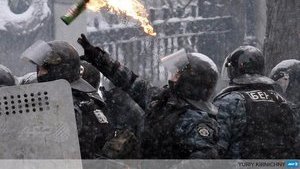 Бандиты из "Беркута" пытали и насиловали 17-летнего парня, - Аронец